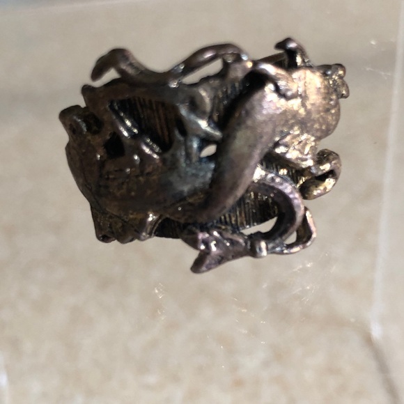 Vintage 1960’s Zodiac Horoscope Pisces Sign Fish unisex Metal Ring - Picture 5 of 16